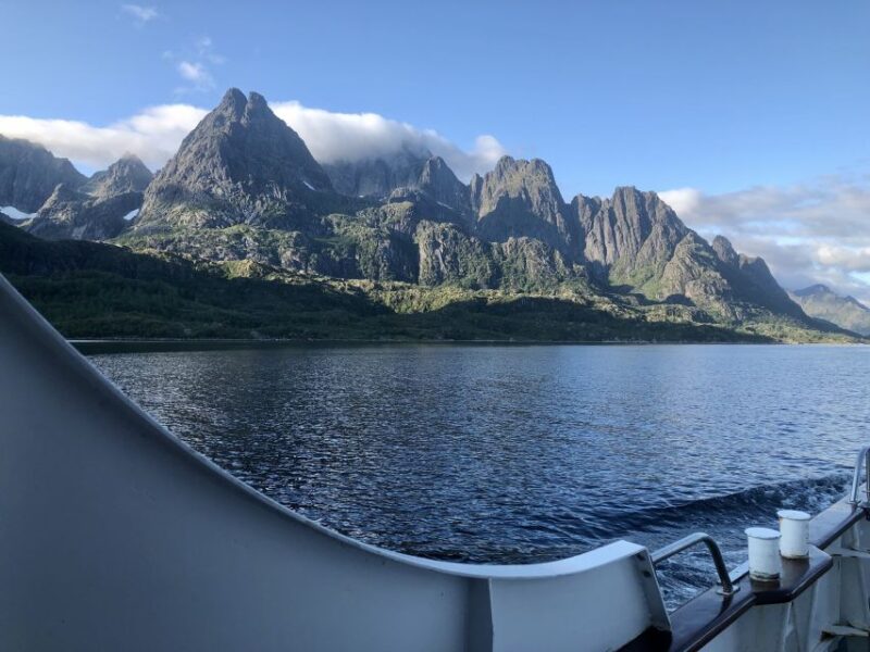 From Svolvær: Lofoten Islands Luxury Trollfjord Cruise - Yacht Amenities