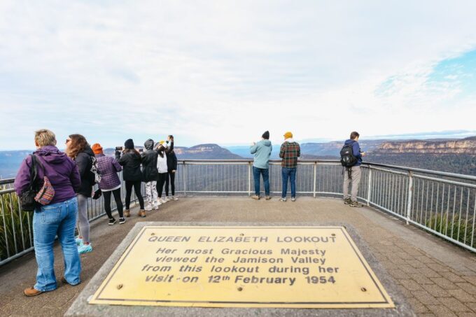From Sydney: Blue Mountains, Scenic World All Inclusive Tour - Wildlife Encounter
