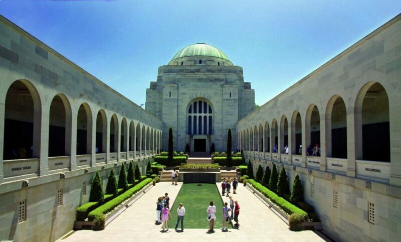 From Sydney: Canberra City Highlights and Floriade Day Tour - Discovering Yarralumlas Diplomatic Enclave
