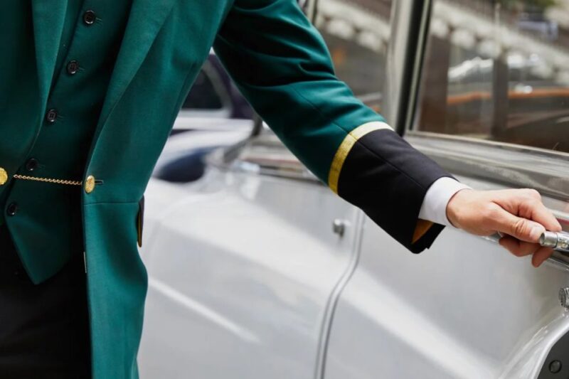 From Sydney Hotels - Hotel Transfer to Airport - Service Features