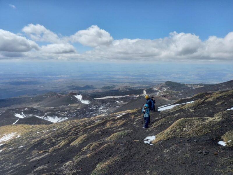 From Syracuse: Mount Etna Guided Morning Hike & Food Tasting - Hike to Silvestri Craters