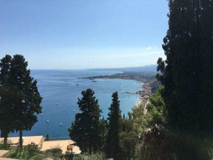 From Syracuse: Private Etna and Taormina Tour - Tour Availability