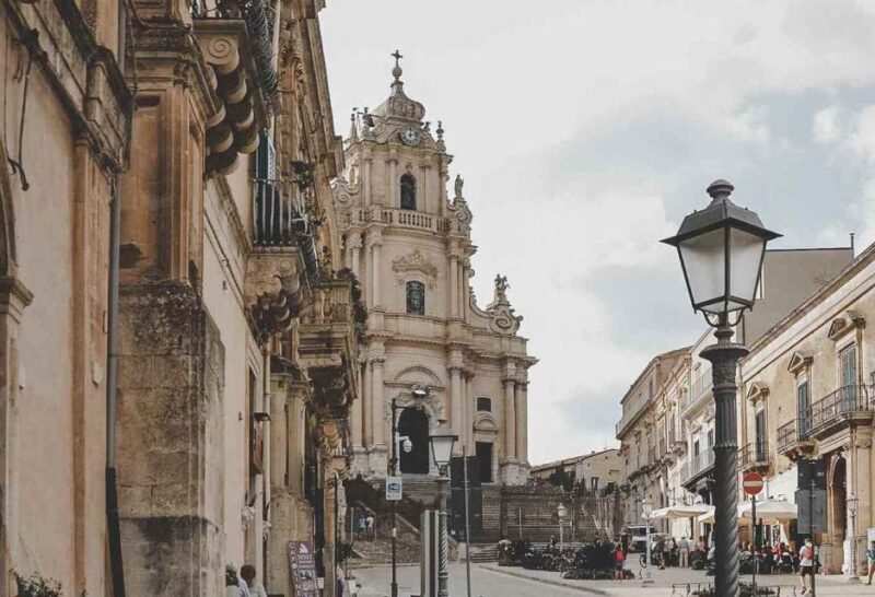 From Syracuse: Ragusa Ibla, Noto and Modica Private Day Trip - Discovering Modicas Architecture