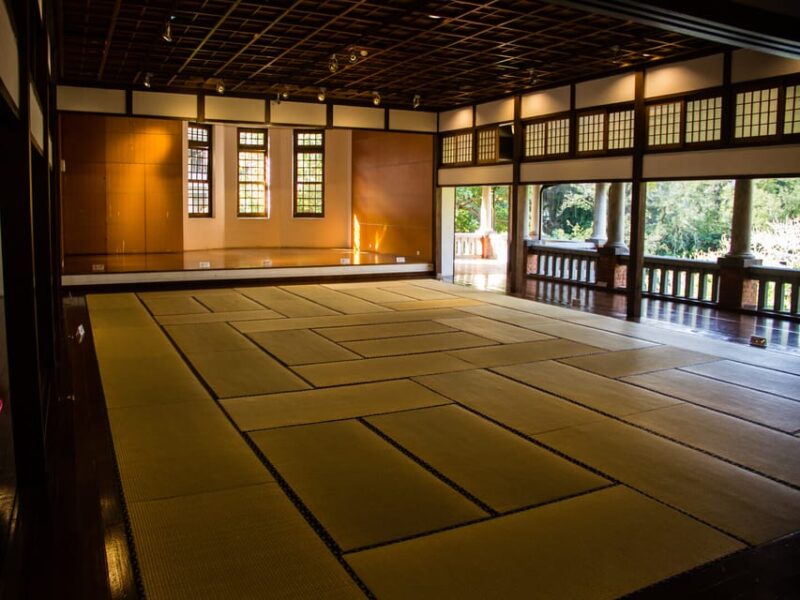 From Taipei: Beitou Hotsprings and Yangmingshan Volcano Tour - Taipei Public Library
