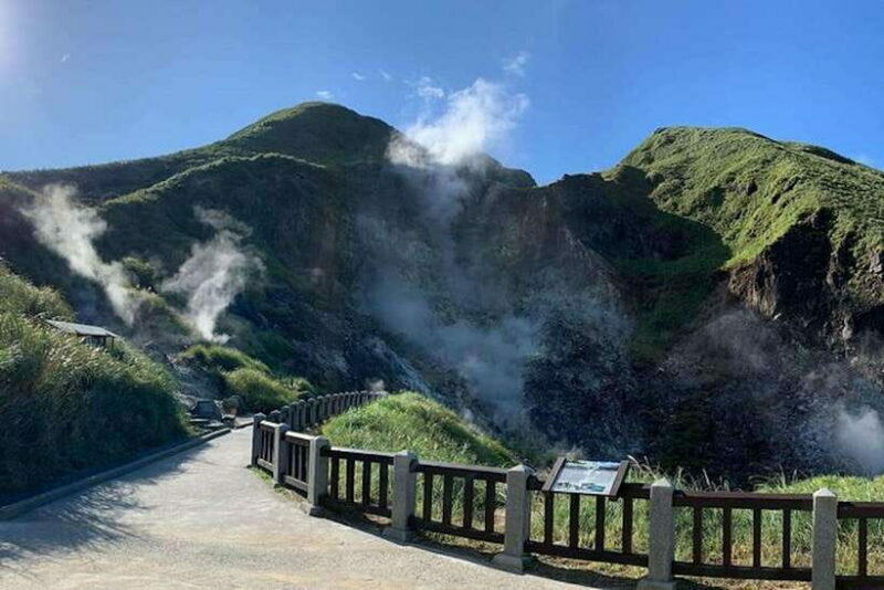 From Taipei: Beitou & Yangmingshan Private Day Tour - Exploring Taiwan’s Natural Gems: Beitou & Yangmingshan Private Day Tour