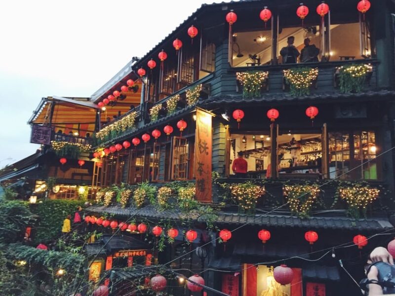 From Taipei: Private Scenic Tour to Jiufen, Yehliu & Pingxi - Experience and Activities