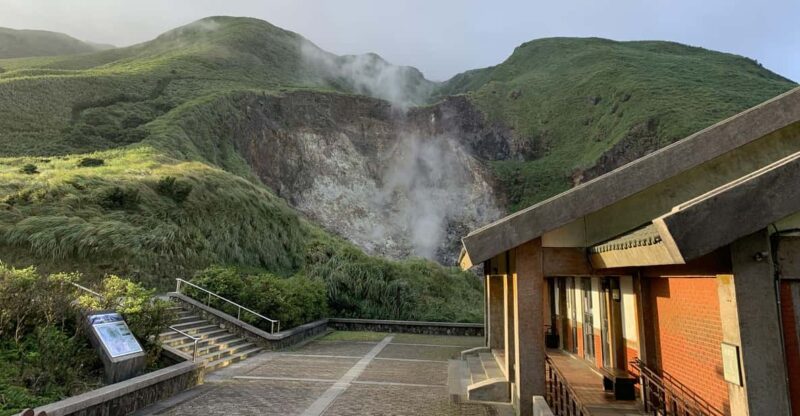 From Taipei: Private Yangmingshan Volcano and Nature Tour - Experience Features