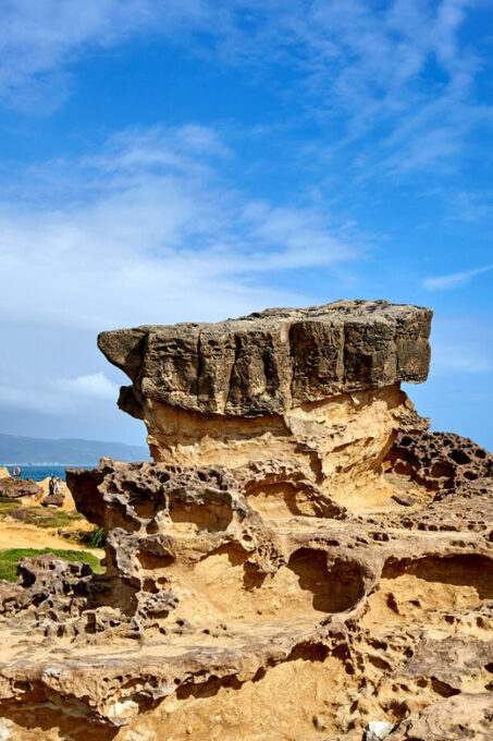 From Taipei: Shifen, Jiufen, and Yehliu Guided Day Trip - Yehliu Geopark Guided Tour