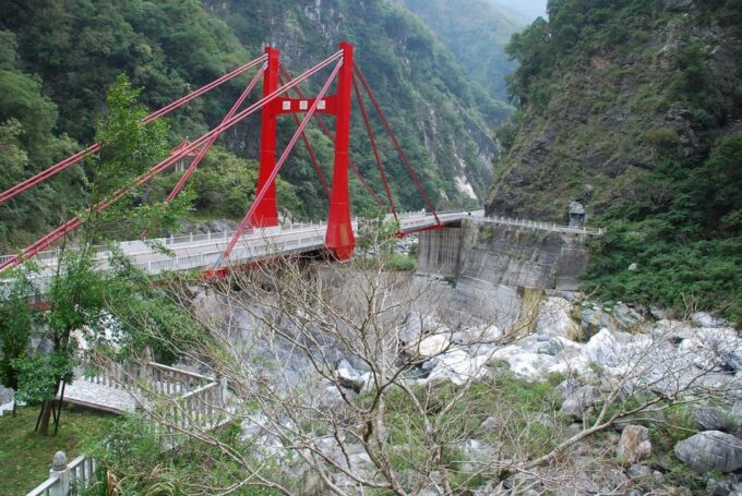 From Taipei: Taroko Gorge Day Tour by Train - Inclusions