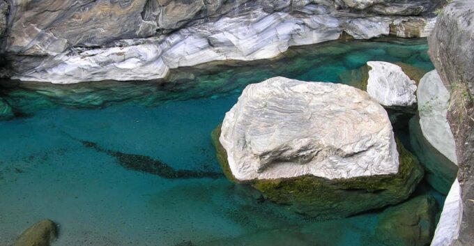 From Taipei: Taroko Gorge Day Tour by Train - Highlights