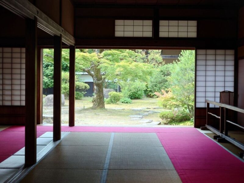 From Takayama: Guided Day Trip to Takayama and Shirakawa-go - Takayamas Historic Old Town