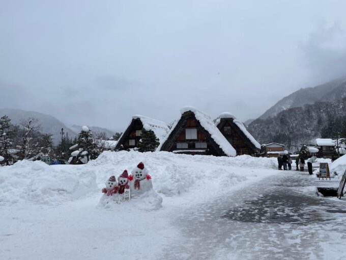 From Takayama: Shirakawago UNESCO World Heritage Site Tour - Guided Tour and House Visit