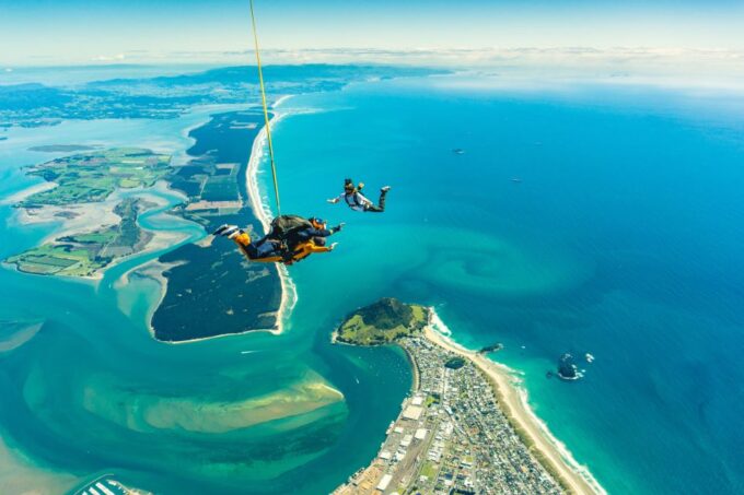 From Tauranga: Skydive Over Mount Maunganui - Recap
