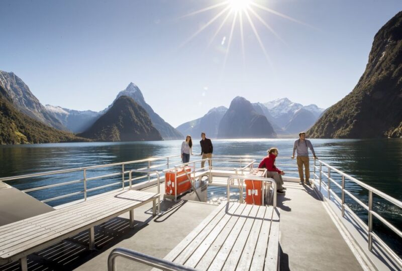 From Te Anau: 1-Day Milford Sound Coach & Cruise - Included and Recommended Items
