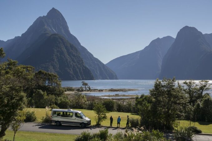 From Te Anau: Milford Sound Coach, Cruise, and Walks - Positive Customer Feedback