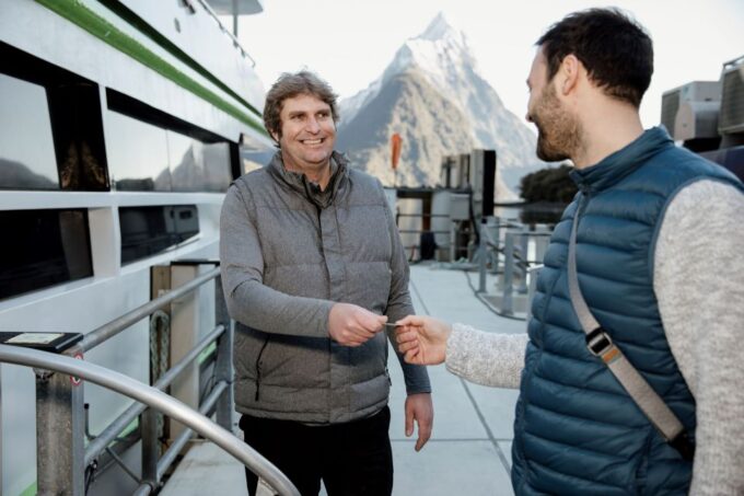 From Te Anau: Milford Sound Coach Tour and Cruise - Milford Sound Scenery and Wildlife