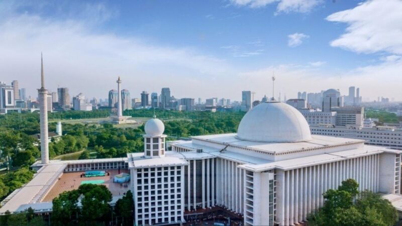 From the Airport: Welcome to the Highlights Tour of Jakarta - Booking Information