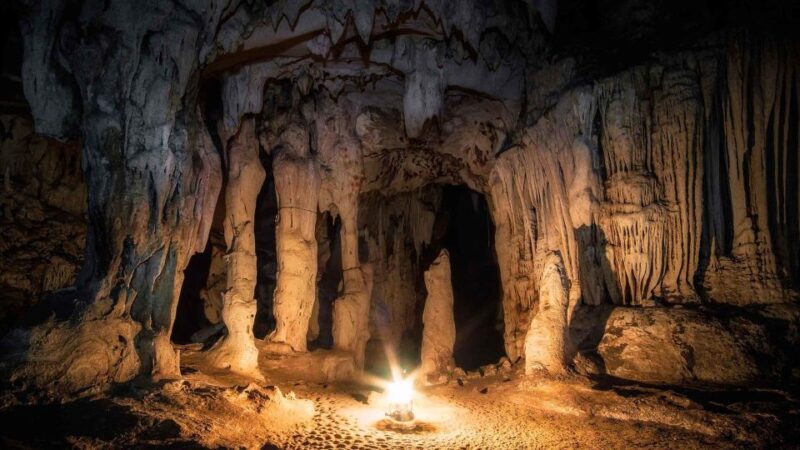 From the Amazon: Karajira Sarcophagi and Quiocta Cavern - Immersion in the Amazon