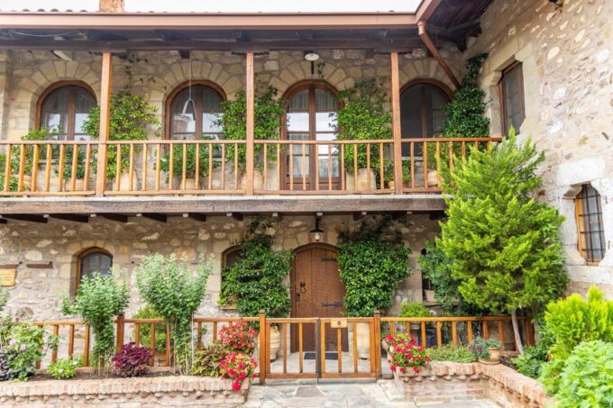 From Thessaloniki: Byzantine Walks Meteora Monasteries - Exploring the Monasteries