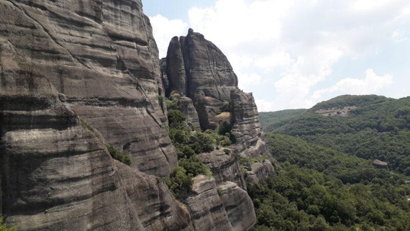 From Thessaloniki: Meteora Private Full-Day Tour - Exploring Meteora Monasteries