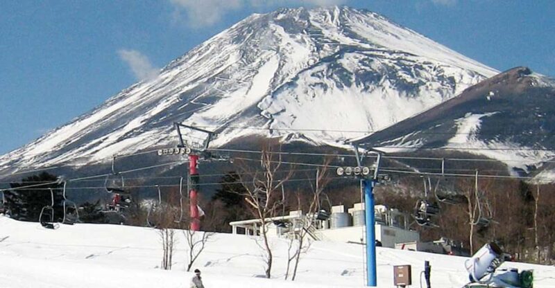From Tokyo: Fuji Mountain Skiing and Hot Spring Day Trip - Key Points