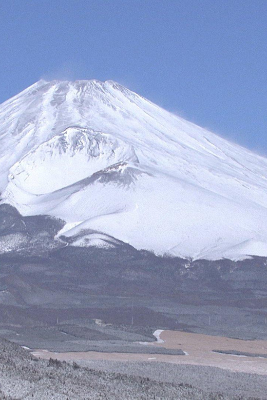 From Tokyo: Fuji Mountain Skiing and Hot Spring Day Trip - Ski Resort Features