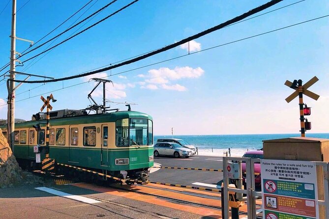From Tokyo: Full Day Tour to Kamakura Great Buddha & Enoden Ride - Enoden Railway Experience