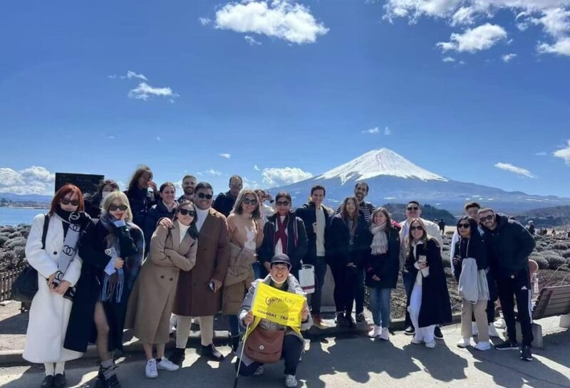 From Tokyo: Guided Day Trip to Kawaguchi Lake and Mt. Fuji - Key Points