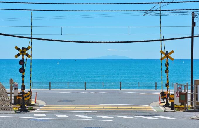 From Tokyo: Kamakura Buddha, Enoshima Shrine, Enoden Day Trip - Enoshima Island and Shrine
