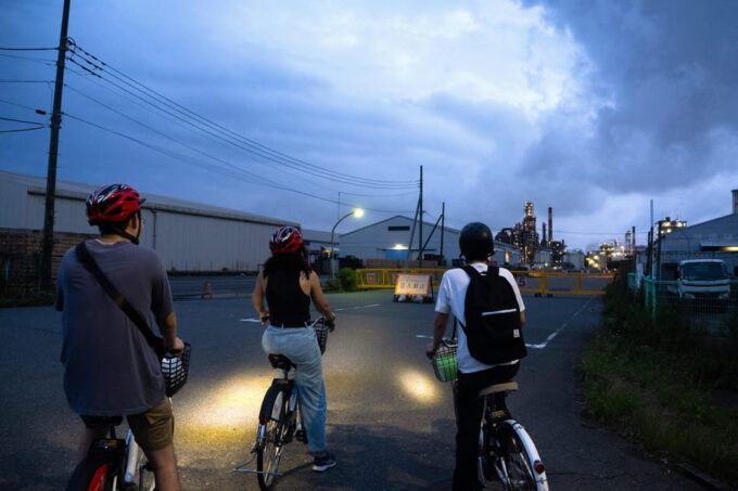 From Tokyo: Keihin Industrial Zone Night Tour by E-Bike - Returning to Kojima-Shinden Station