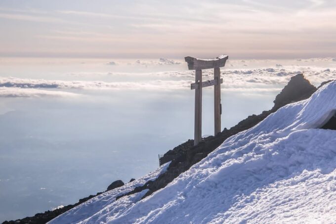 FROM TOKYO: MOUNT FUJI DAY TRIP WITH ENGLISH SPEAKING DRIVER - Pickup and Drop-off Services