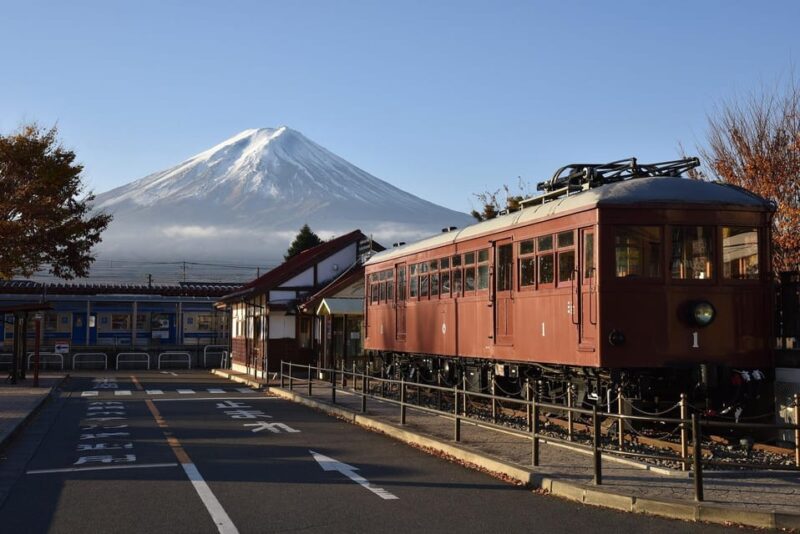 From Tokyo: Mount Fuji or Hakone+Gotemba Outlet Day Tour 10H - Customer Reviews