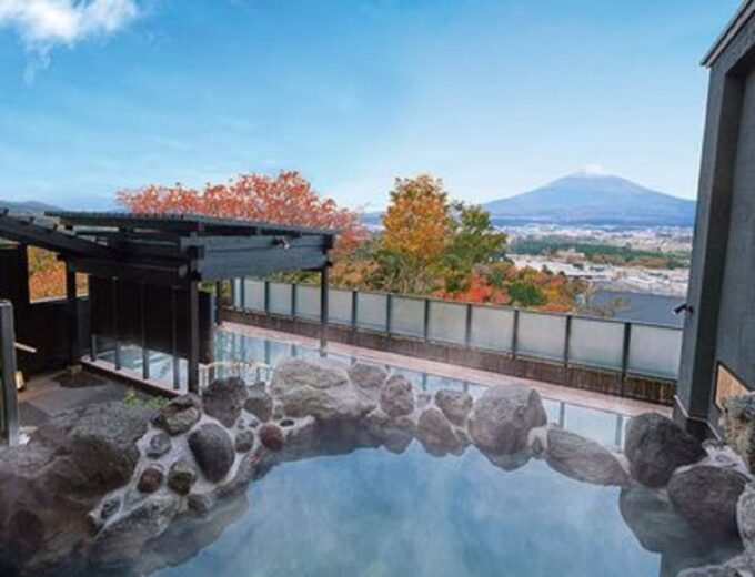 From Tokyo: Mt. Fuji 5th Station, Oshino Hakkai, Onsen Full-Day Trip - Japanese Onsen Experience