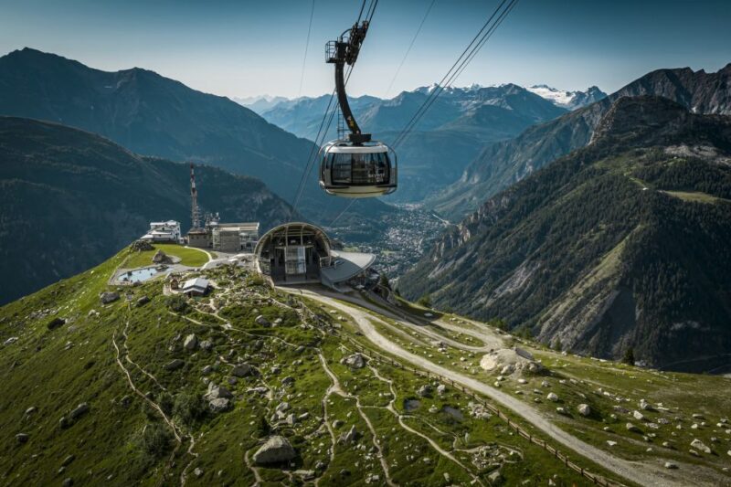 From Torino: Mont Blanc Private Full-Day Trip - Skyway Cable Car Ascent