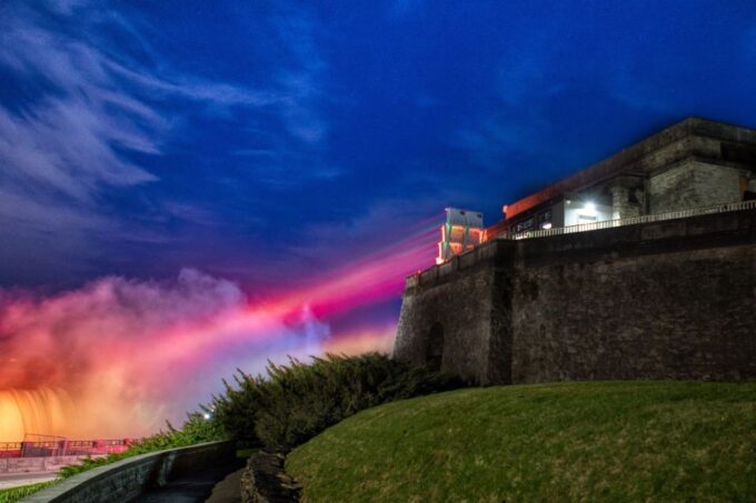From Toronto: Gray Line Niagara Falls Evening Tour - Additional Activities