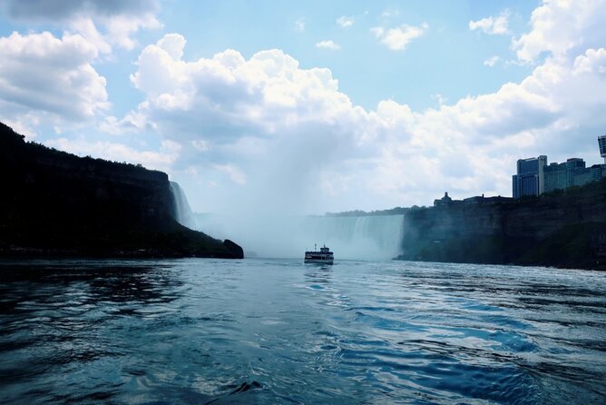 From Toronto: Niagara Falls Day Tour With Optional Boat Cruise - Tour Logistics