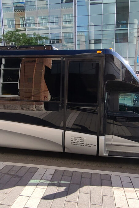 From Toronto: Niagara Falls Full-Day Bus Tour - Getting There