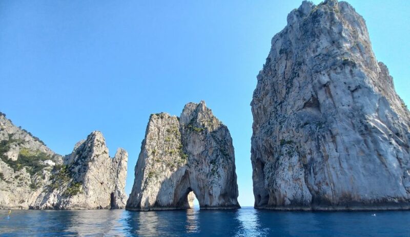 From Torre Annunziata: Capri Boat Tour With Lunch - Key Points