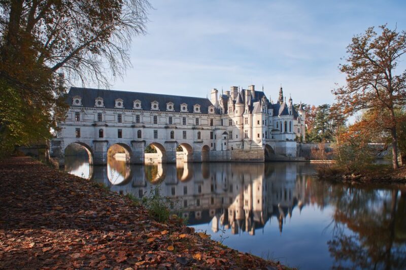 From Tours: Small Group Half Day Trip to Chenonceau Castle - Significant Female Figures of the Castle