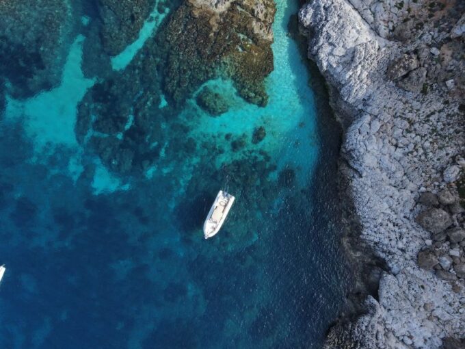 From Trapani: Favignana and Levanzo Full Day Cruise - Levanzo Island Highlights