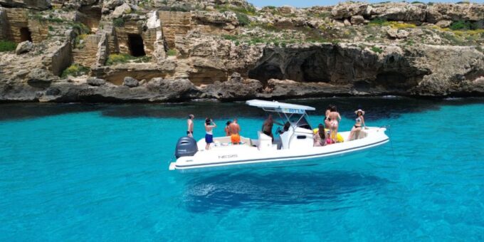 From Trapani: Favignana & Levanzo Islands Day Cruise - Small Group Experience
