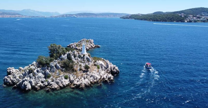 From Trogir: Guided Panoramic Boat Tour With Drinks - Itinerary and Highlights