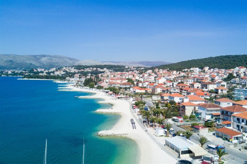 From Trogir: Guided Panoramic Boat Tour With Drinks - Meeting Point and Directions