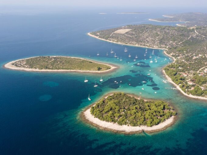 From Trogir or Split: Blue Lagoon and 3 Islands Tour - Customer Ratings
