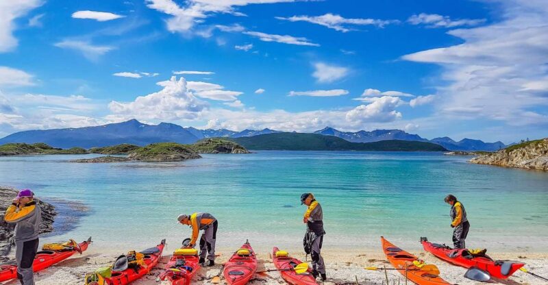 From Tromsø: Kayak Trip With Lunch and Sauna at Sommarøy - Included Amenities