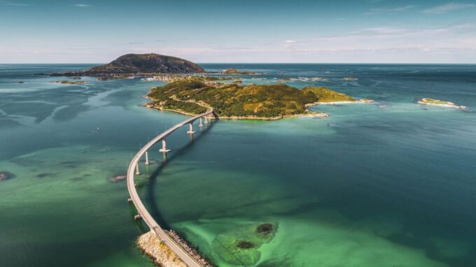 From Tromsø: Kayak Trip With Lunch and Sauna at Sommarøy - Weather Considerations