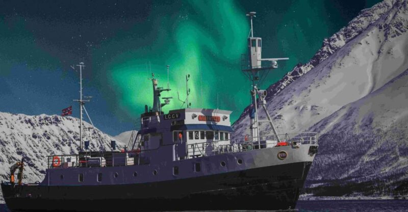 From Tromsø: Northern Lights Cruise on a Cozy Vintage Vessel - Experience and Itinerary
