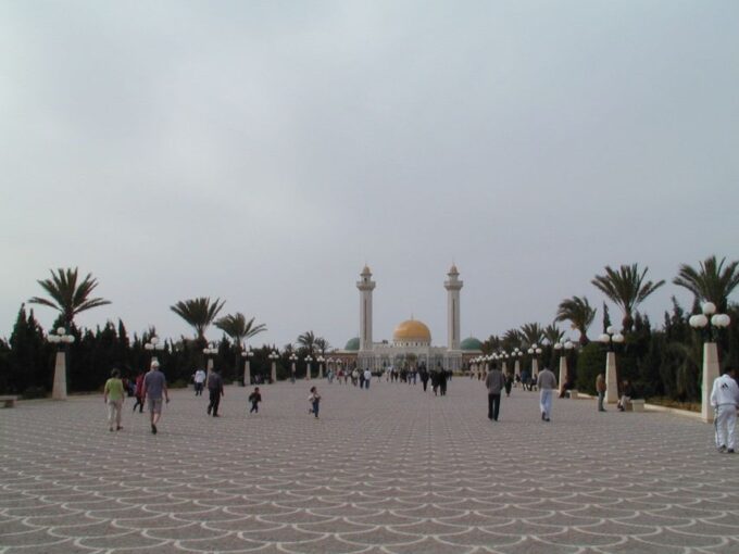 From Tunis: Overnight to Kairouan, El Jem, Monastir & Sousse - Important Trip Details