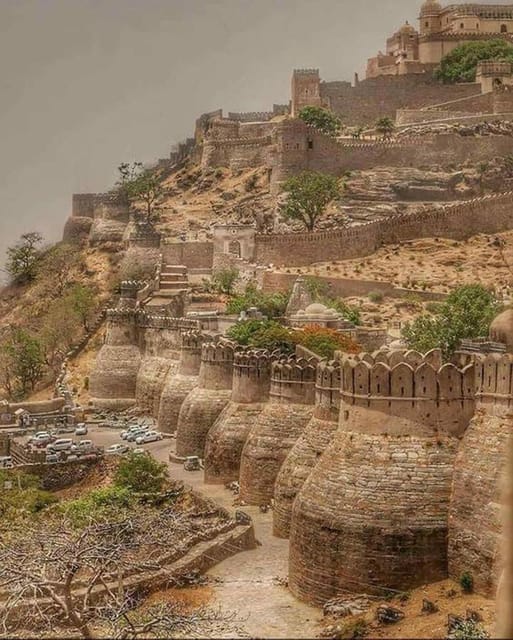 From Udaipur: Kumbhalgarh and Ranakpur Private Day Trip - Polari Camp Mobile Homes
