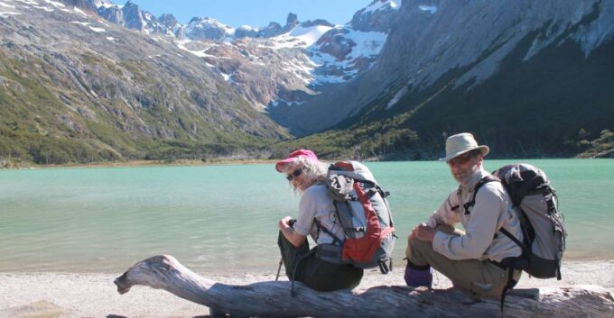 From Ushuaia: Emerald Lagoon Trekking Day Trip With Lunch - Customer Feedback Highlights